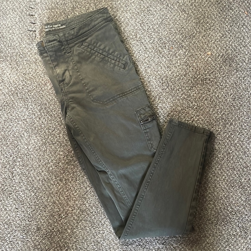 MOSSIMO• women’s olive green cargo skinny jean